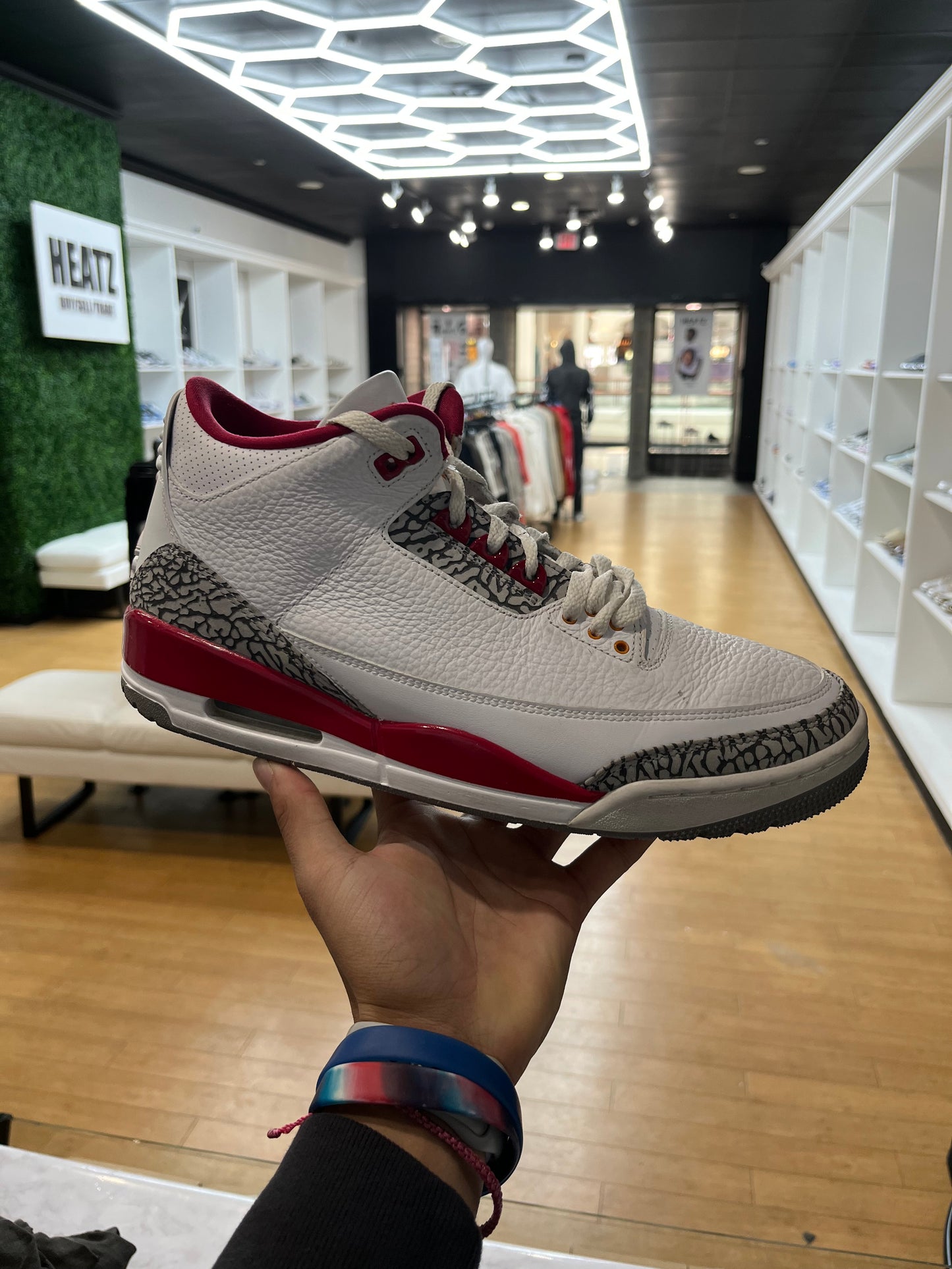 Air Jordan 3 Retro Cardinal Red