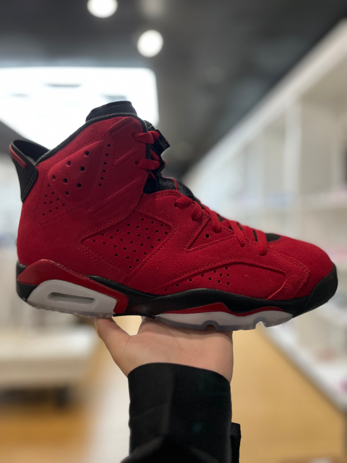 Jordan 6 Retro Toro Bravo PRE-OWNED