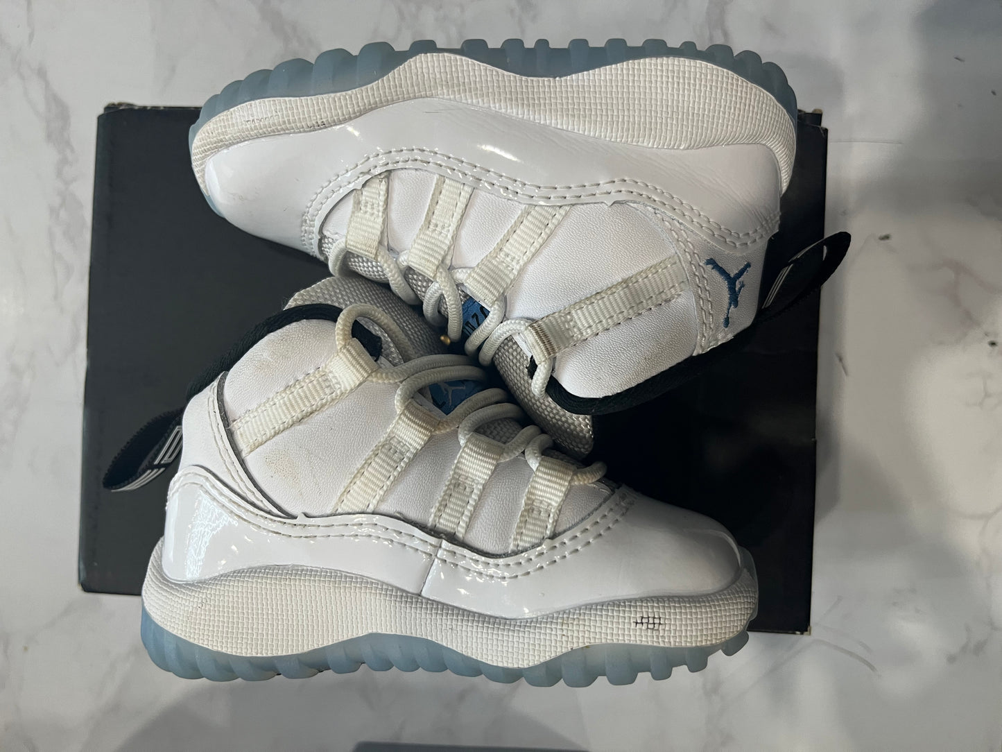 Jordan 11 Retro TD Columbia / Legend Blue 2024 PRE-OWNED