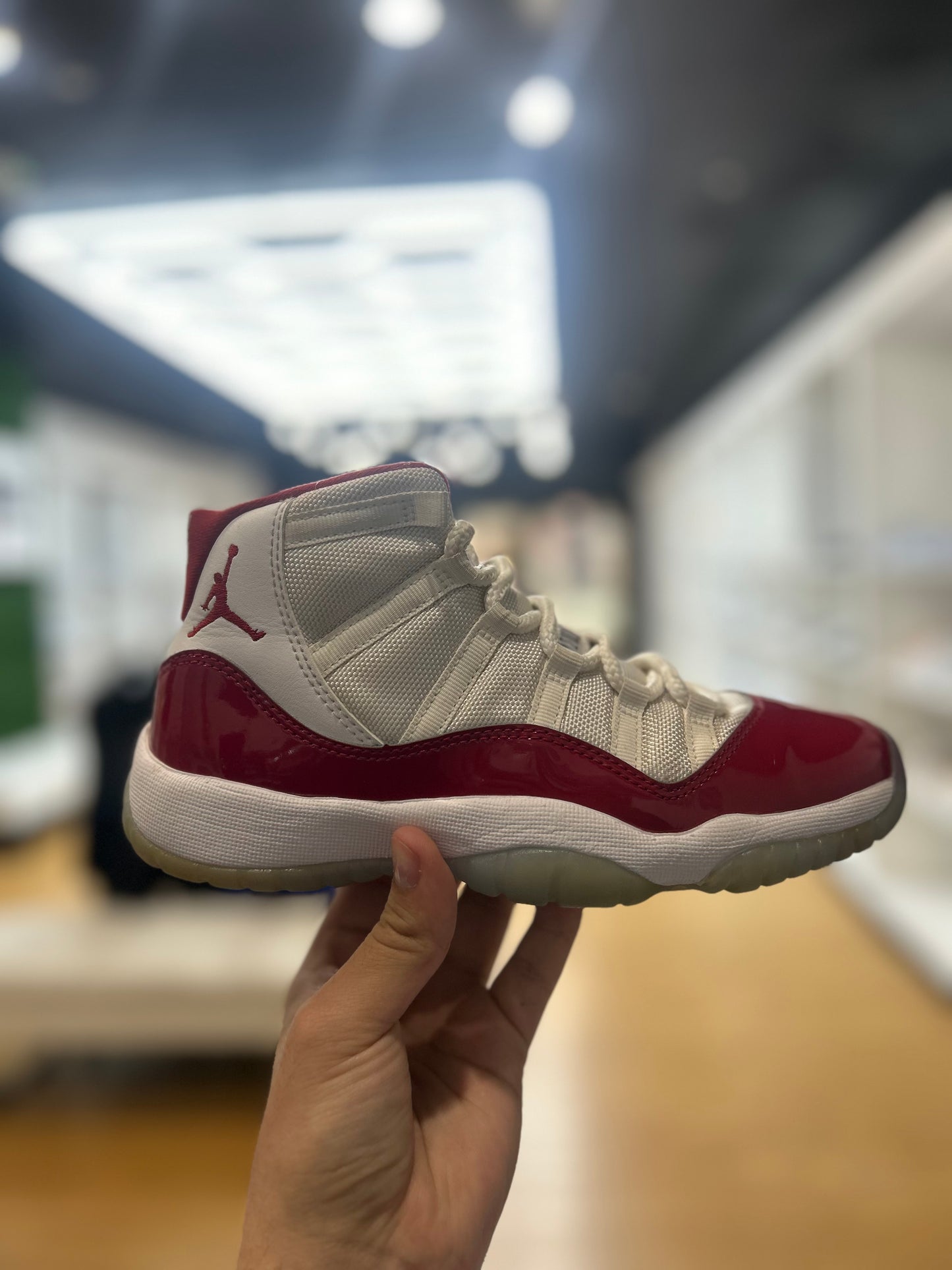 Jordan 11 Retro GS Cherry PRE-OWNED