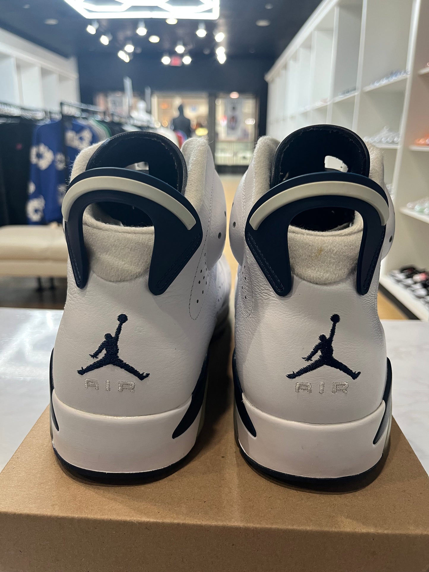 Jordan 6 Retro Midnight Navy 2022 PRE-OWNED