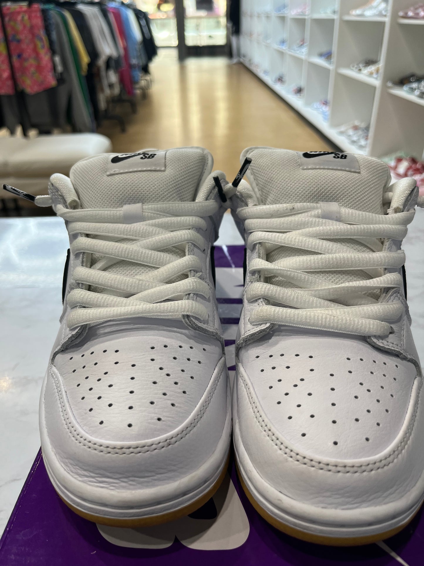 Nike Dunk Low SB White Gum  PRE-OWNED