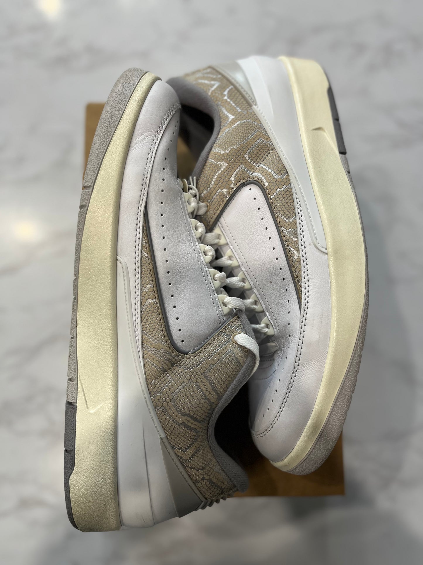 Jordan 2 Retro Low Python PRE-OWNED