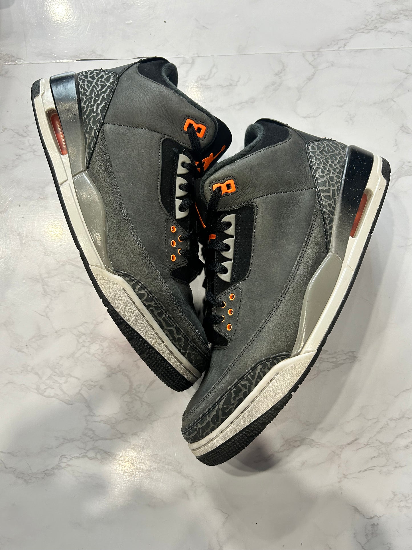 Jordan 3 Retro Fear 2023 PRE-OWNED