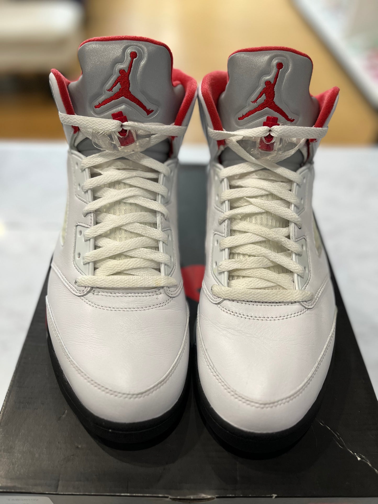 Jordan 5 Retro Fire Red 2020 PRE-OWNED