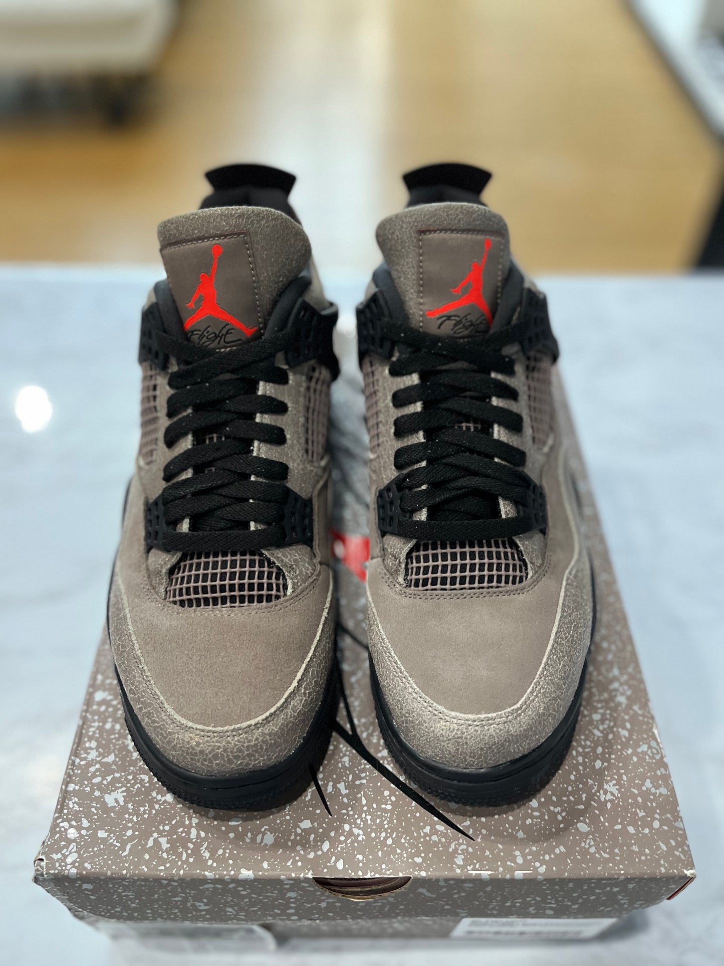 Jordan 4 Retro Taupe Haze PRE-OWNED