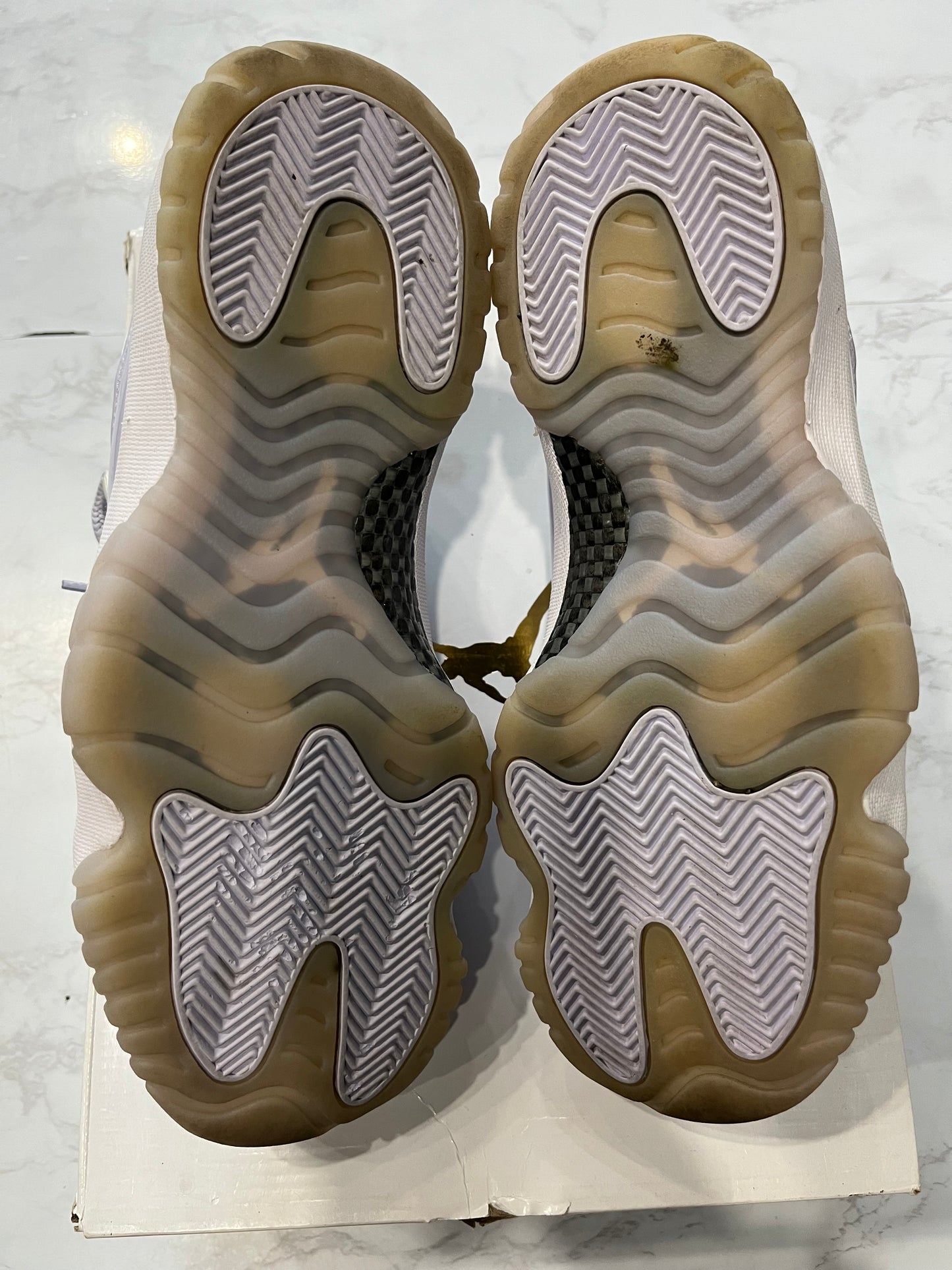 Wmns Jordan 11 Retro Low Pure Violet PRE-OWNED