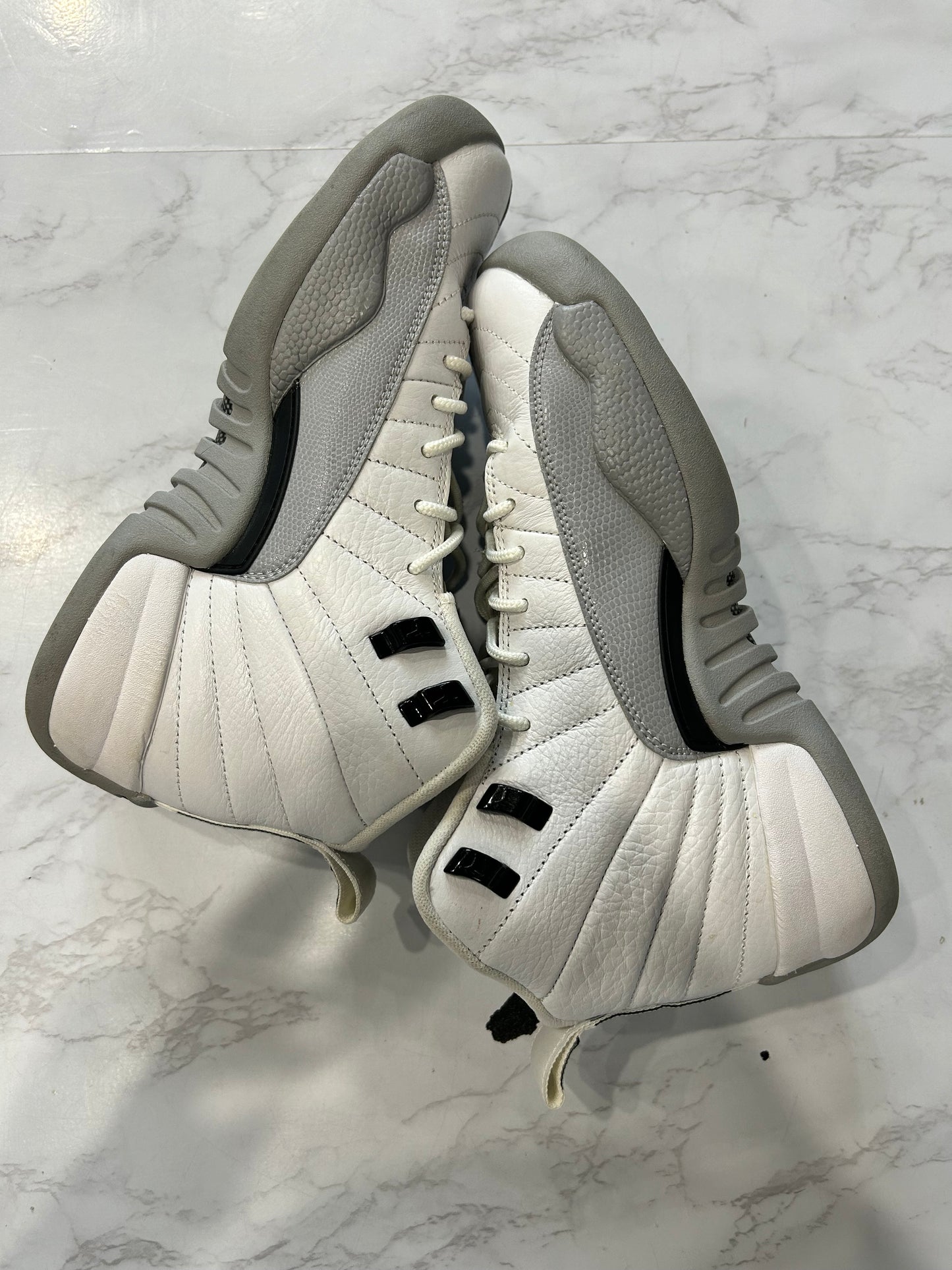 Jordan 12 Retro GS Wolf Grey PRE-OWNED