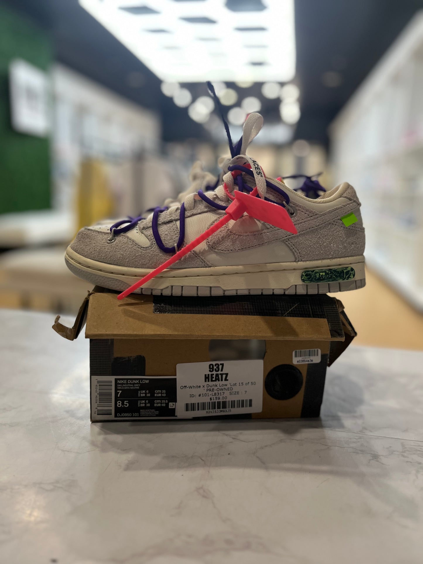 Off-White x Dunk Low Lot 15 of 50 PRE-OWNED