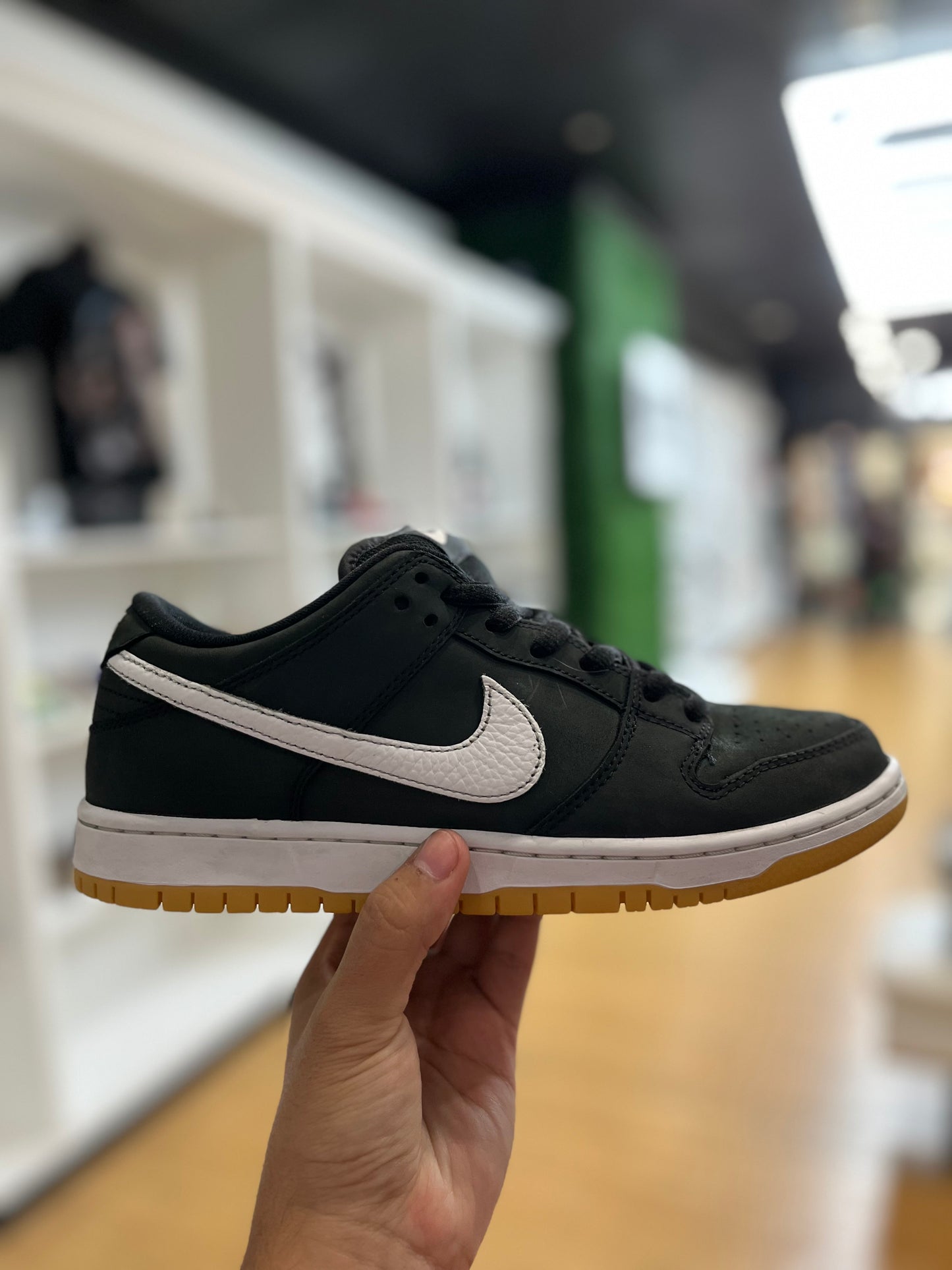 Dunk Low SB Black Gum PRE-OWNED