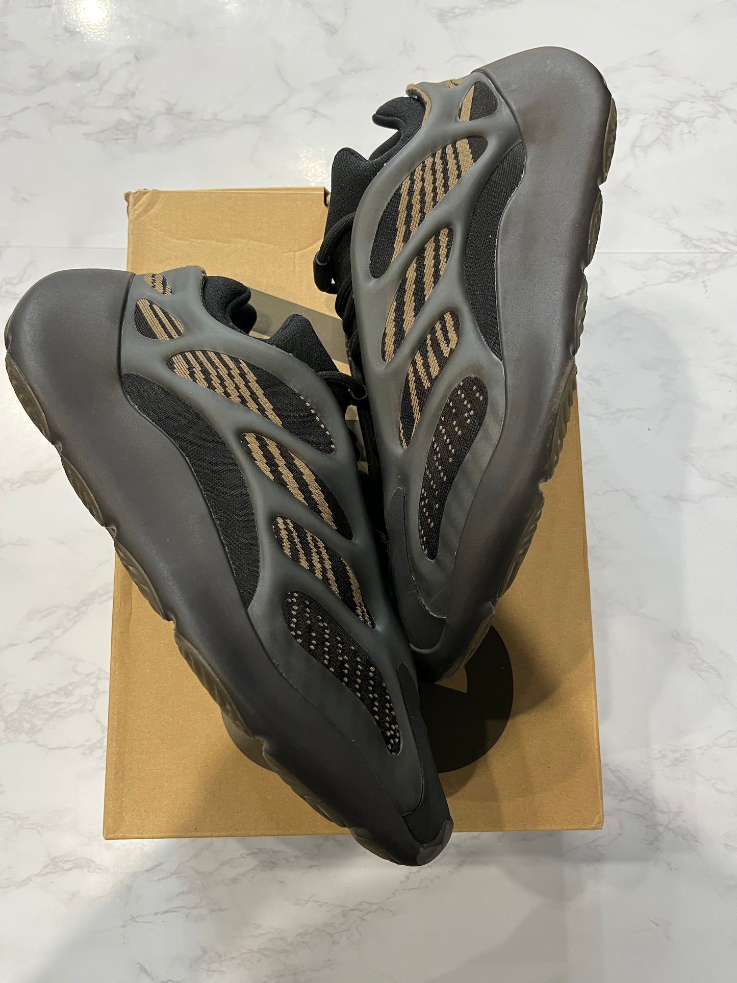 Yeezy 700 V 3 Clay Brown PRE-OWNED