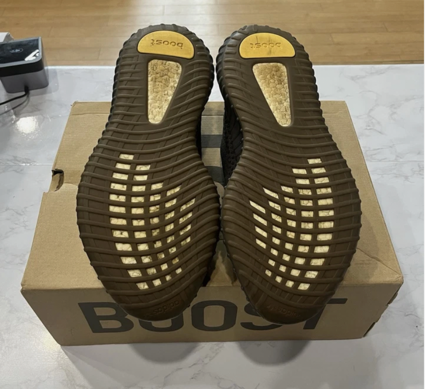 Yeezy Boost 350 V2 Cinder Non-Reflective PRE-OWNED