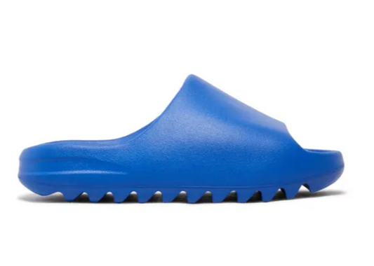 Yeezy Slides Azure PRE-OWNED